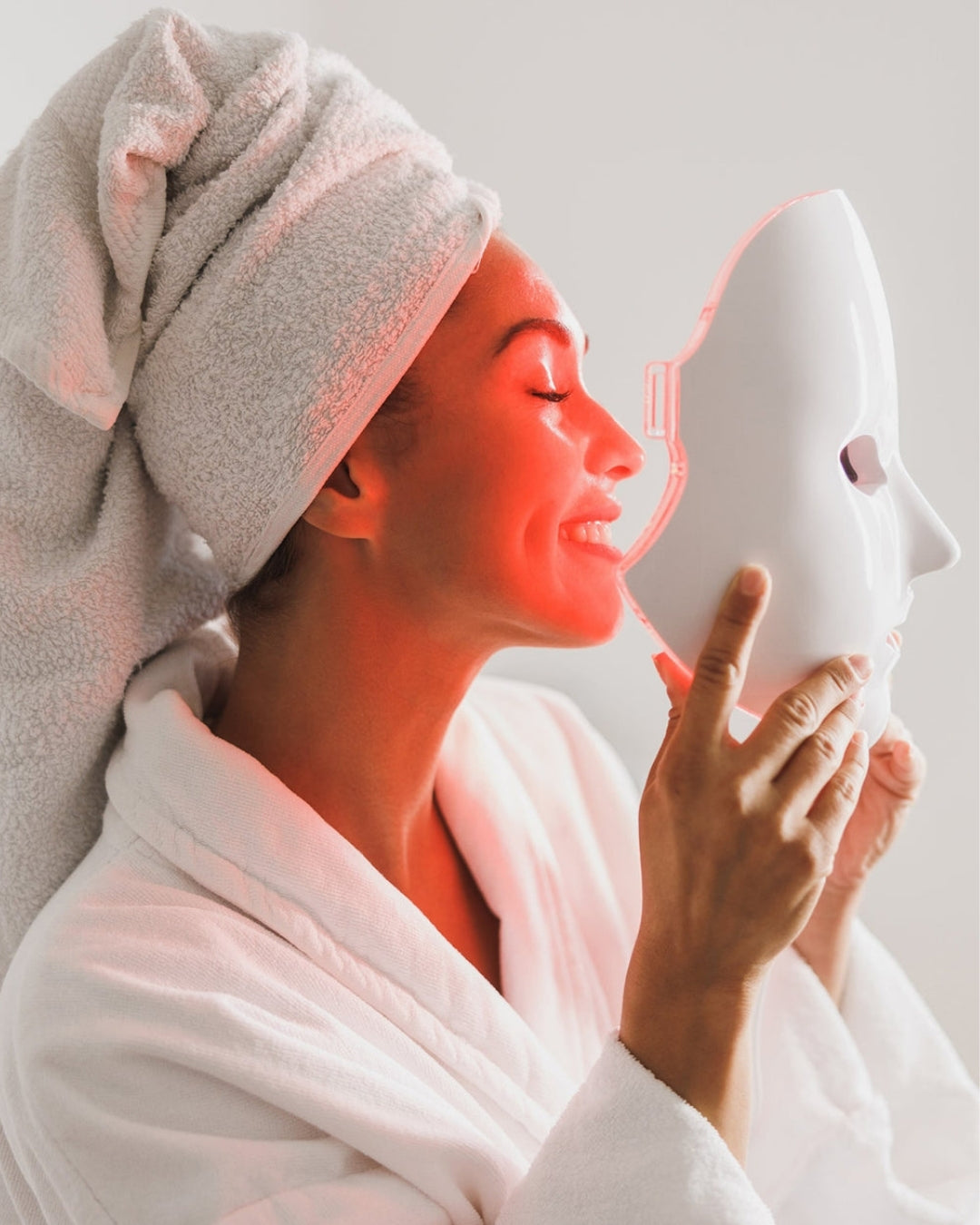 Sakira | ELITE Klinik LED Maske 7-Spectrum™